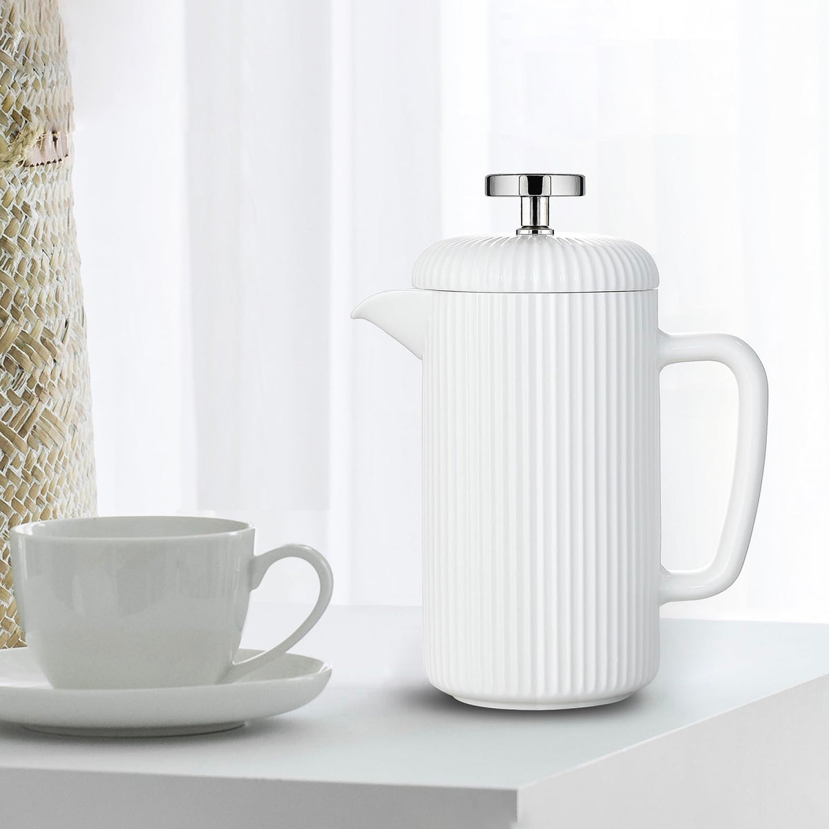 Porcelain French Press 22 fl oz Coffee Tea Maker with Stainless Steel Plunger Ivory R195377
