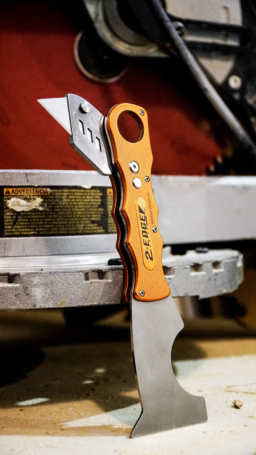 Foldable Utility Putty Knife with Aluminum Handle and Safety Lock L942312